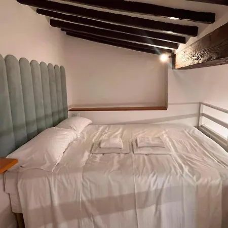 Apartamento Modern Loft Next To Piazza Del Duomo Florencia